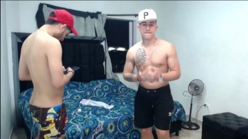 Boysvzla_Handsome_Oficial  12-11-2021 video amateur